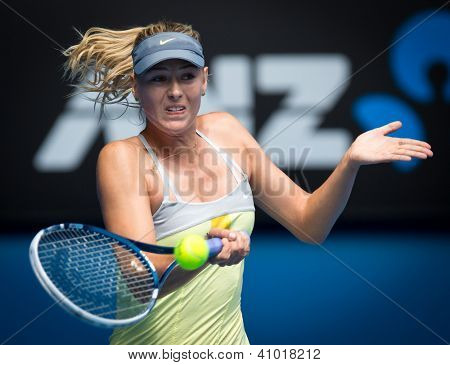 MELBOURNE - 14. ledna: Maria Sharapova Ruska v jejím prvním kole vyhrát nad Olga Puchkova nebo Russi
