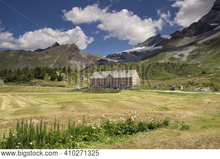 The Simplon-hospiz Is An On The Simplon Pass Which Connects Brig In The Swiss Canton Valais With Dom