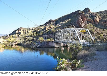 TORTILLA FLAT, ARIZONA - DEC 8, 2016: One lane bridge at Canyon Lake. In the Tonto National Forest the lake is formed by the Mormon Flat Dam on the Salt River.