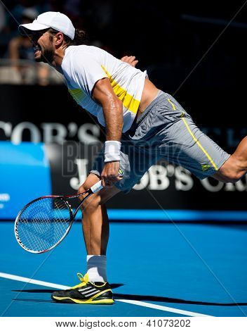MELBOURNE - 14 gennaio: Fernando Verdasco di Spagna nella sua prima vittoria rotonda sopra David Goffin di Belg
