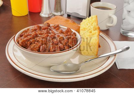 Chili med Cornbread