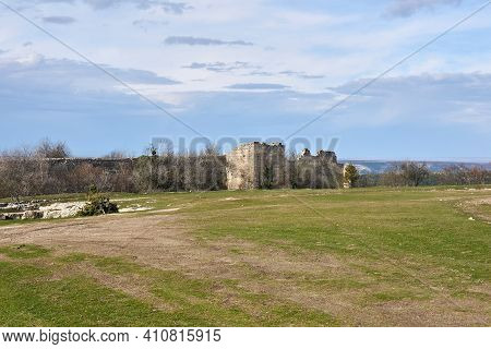 Ruins Of The Walls Of The Medieval Fortress Chufut-kale, Crimea