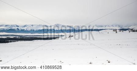 View Of Ulagan Highlands In Altay Mountains In The Winter, Siberia, Russia