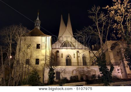 Benediktiner Kloster Emauzy Nachtszene