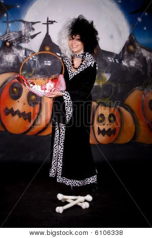Halloween Lady Cruella De Vil