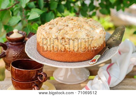 Round Streusel Fruit Cake On A Cake Stand