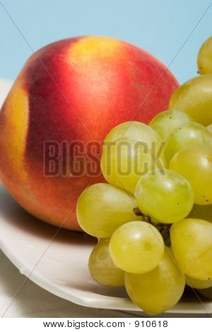 Broskev a Grape