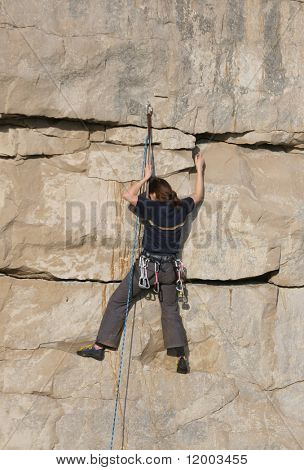 Mladá žena měřítka rockface