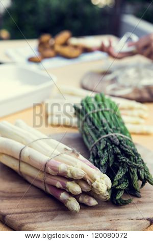 White And Green Asparagus