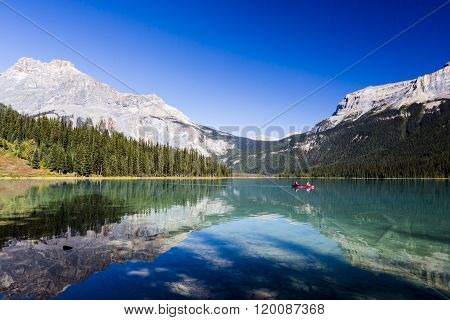 Emerald Lake, Yoho National Park, British Columbia, Canada