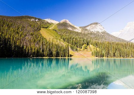 Emerald Lake, Yoho National Park, British Columbia, Canada