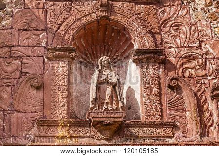 Madonna Mary Statue Templo Del Oratorio De San Felipe Neri Church Facade San Miguel de Allende Mexico. Built in 1700s named for San Felipe Neri from Florence who founded Oratorio Catholic Order