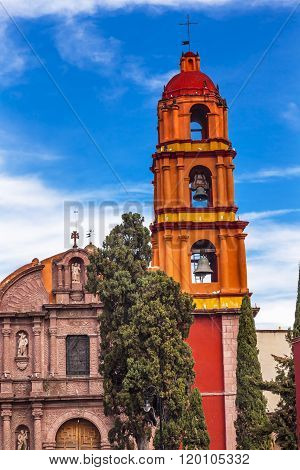 Templo Del Oratorio De San Felipe Neri Church Facade San Miguel de Allende Mexico. Built in 1700s named for San Felipe Neri from Florence who founded Oratorio Catholic Order