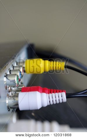 connection cables in tv top box 2