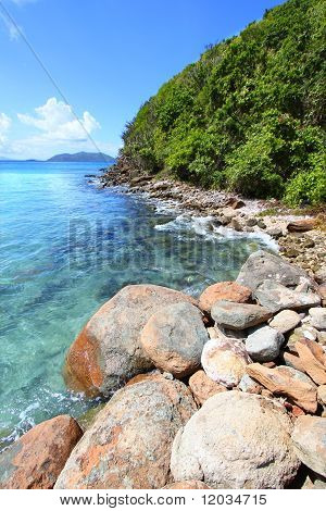 Klippekyst på Tortola