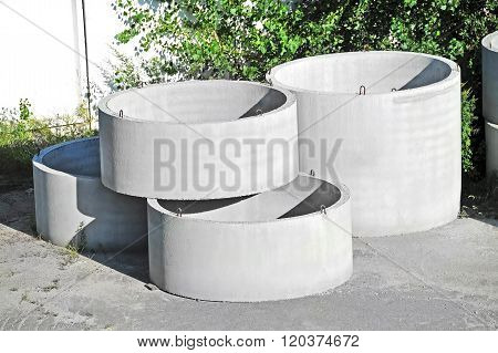 Concrete Circle Pit