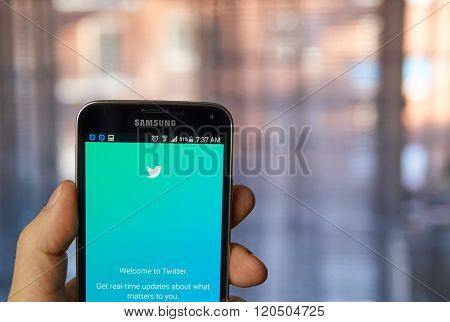 Twitter Mobile Application.