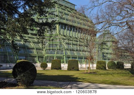 Palmenhaus Schoenbrunn In Wien