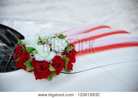 wedding car with flowers