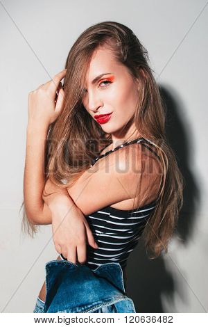 beautiful bold trandy orange makeup
