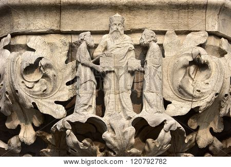 Aristotels And Disciples On Doge's Palace Beautiful Capital, In Venice