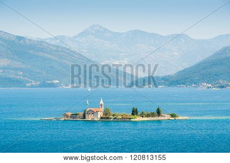 Fortress on the island, Fort Mamula