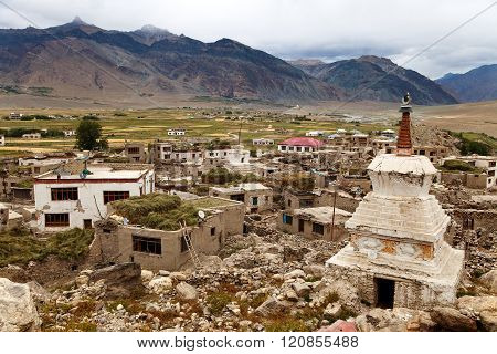 Stupa In Padum Village Zanskar River And Padum Monastery