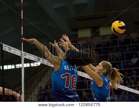 F. G. Rodrigez (16) And I. Fetisova (13)