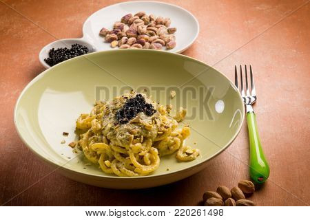 pasta with pistachio pesto and caviar