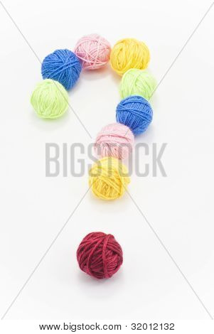 Novelos coloridos de lã