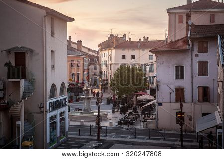 Bourgoin-jallieu, France - July 16, 2019: Place Du 23 Aout 1944 Square, A Pedestrian Square With Caf