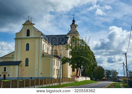 Church Of The Assumption Of The Blessed Virgin Mary, Budslav