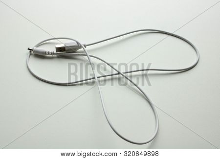 High Quality Generic White Color Usb Data Cable Compatible With All Mobile Phones. Designed To Conne