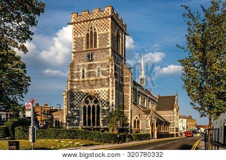 London / Uk - August 27 2019: View Of St John The Baptist Church, In Chipping Barnet. Built Around 1