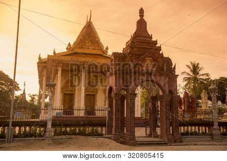 Cambodia Battambang Wat Pachhaa Temple