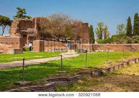 Rome, Italy - April, 2018: Tourists Visiting The Ancient Ruins Of The Domus Augustana On Palatine Hi