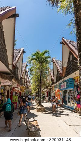 Balabag, Boracay Island, Philippines - March 4, 2019: Dmall De Boracay. Line Of Small Stores With Br