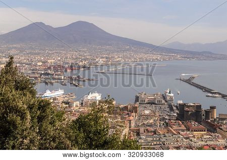 View Of The Bay Of Naples From The Saint Martin Monaster Garden, Italy