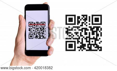 Id Qr. Hand Holding Mobile Smartphone Screen For Online Pay, Scan Barcode Technology With Qr Code Sc