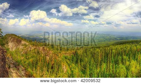 die Hdr-Panorama der Berge