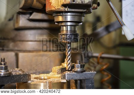 The Hole Boring Processing By Reamer Tool On Nc Milling Machine. The Shop Floor Operation By Nc Mill