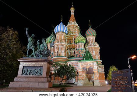 Noite St. Basil Cathedral