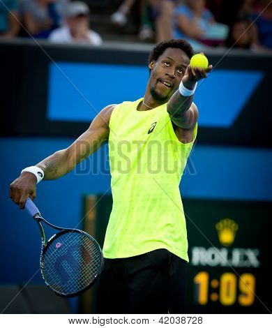 MELBOURNE - 15 januar: Gael Monfils af Frnce i sin første runde sejr over Alexandr Dolgopolov af Ukr