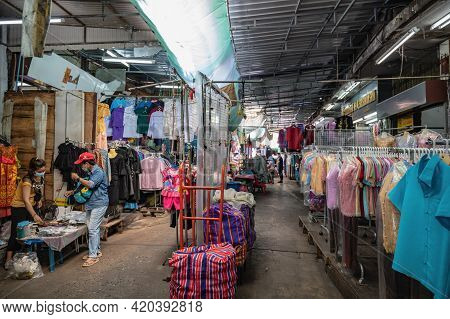 Bangkok/thailand - 07/09/2020:unacquainted Thai People Or Tourist Walking On 
