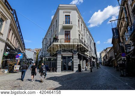 Bucharest, Romania - 3 May 2021: Old Buildings In The Historical Touristic Center In A Sunny Spring 