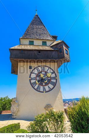 Slavnou věž s hodinami (uhrturm) v Grazu, Štýrsko, Rakousko