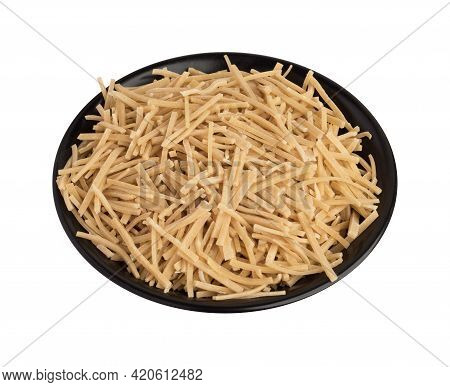 Handmade Turkish Noodles (turkish Name: Eriste) In Black Plate. Erishte From Traditional Turkish Cui
