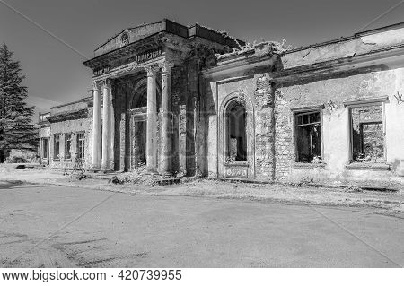 Abandoned Ruined Railway Station In Tquarchal (tkvarcheli), Abkhazia