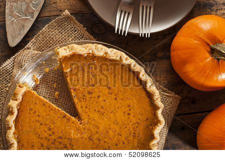 Homemade Delicious Pumpkin Pie