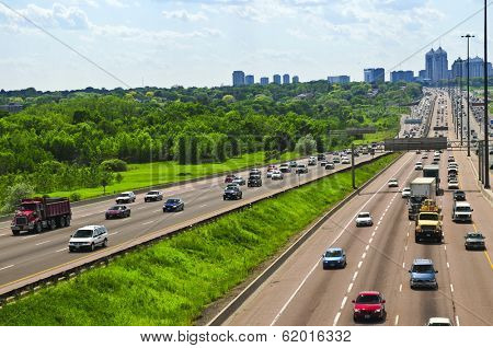 Busy multi-lane highway in a big city